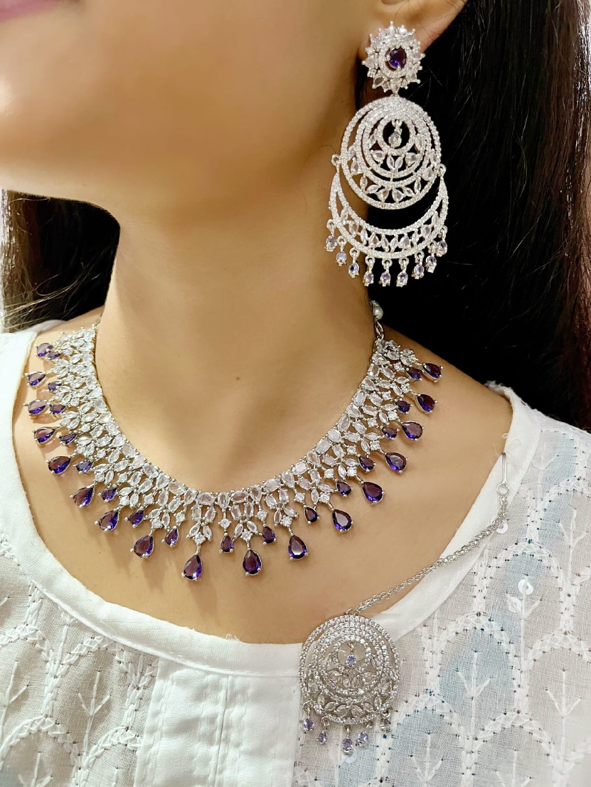 Royal Emerald Green CZ Necklace Set β Choker, Earrings & Maang Tikka - Libasaa.com