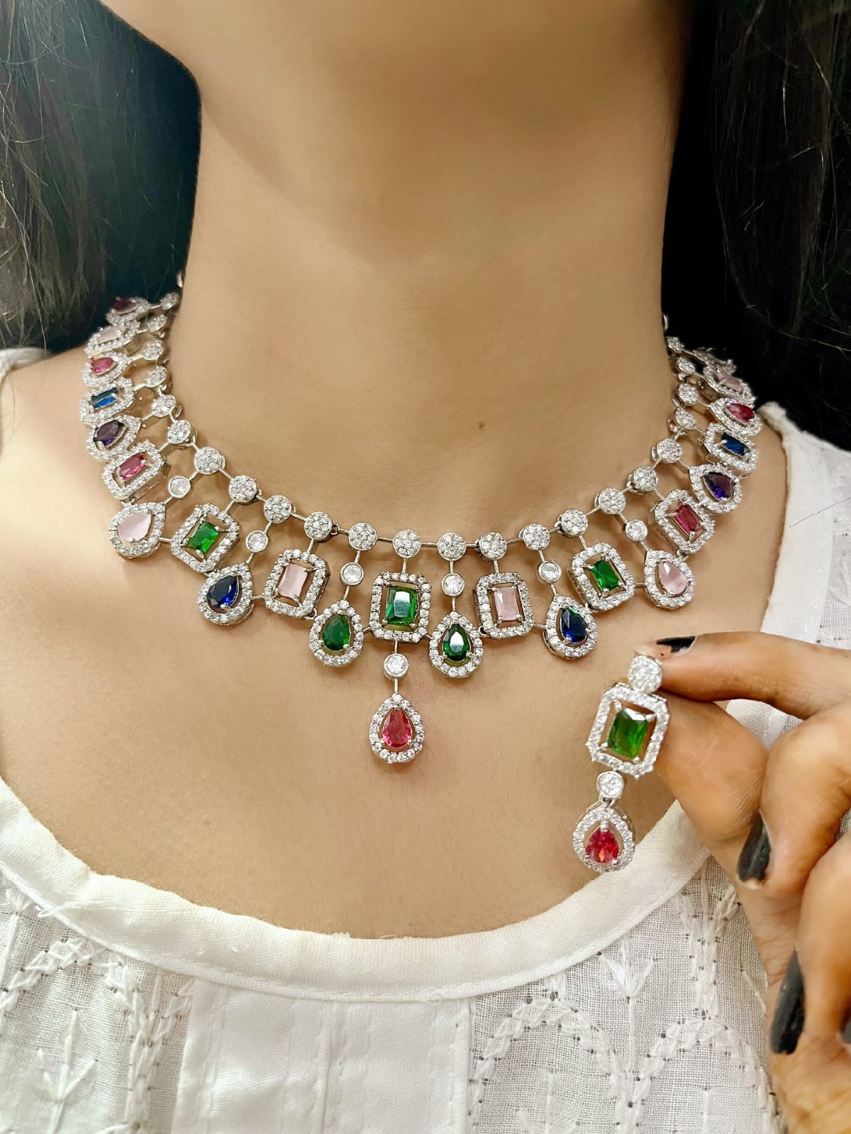 Elegant Ruby & Diamond Choker Necklace Set β Luxury Statement Jewelry - Libasaa.com