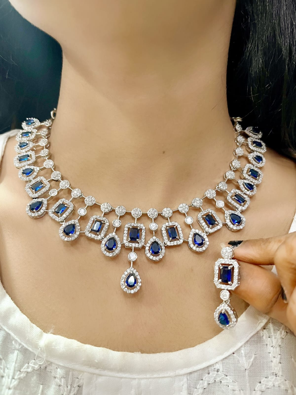 Elegant Ruby & Diamond Choker Necklace Set β Luxury Statement Jewelry - Libasaa.com