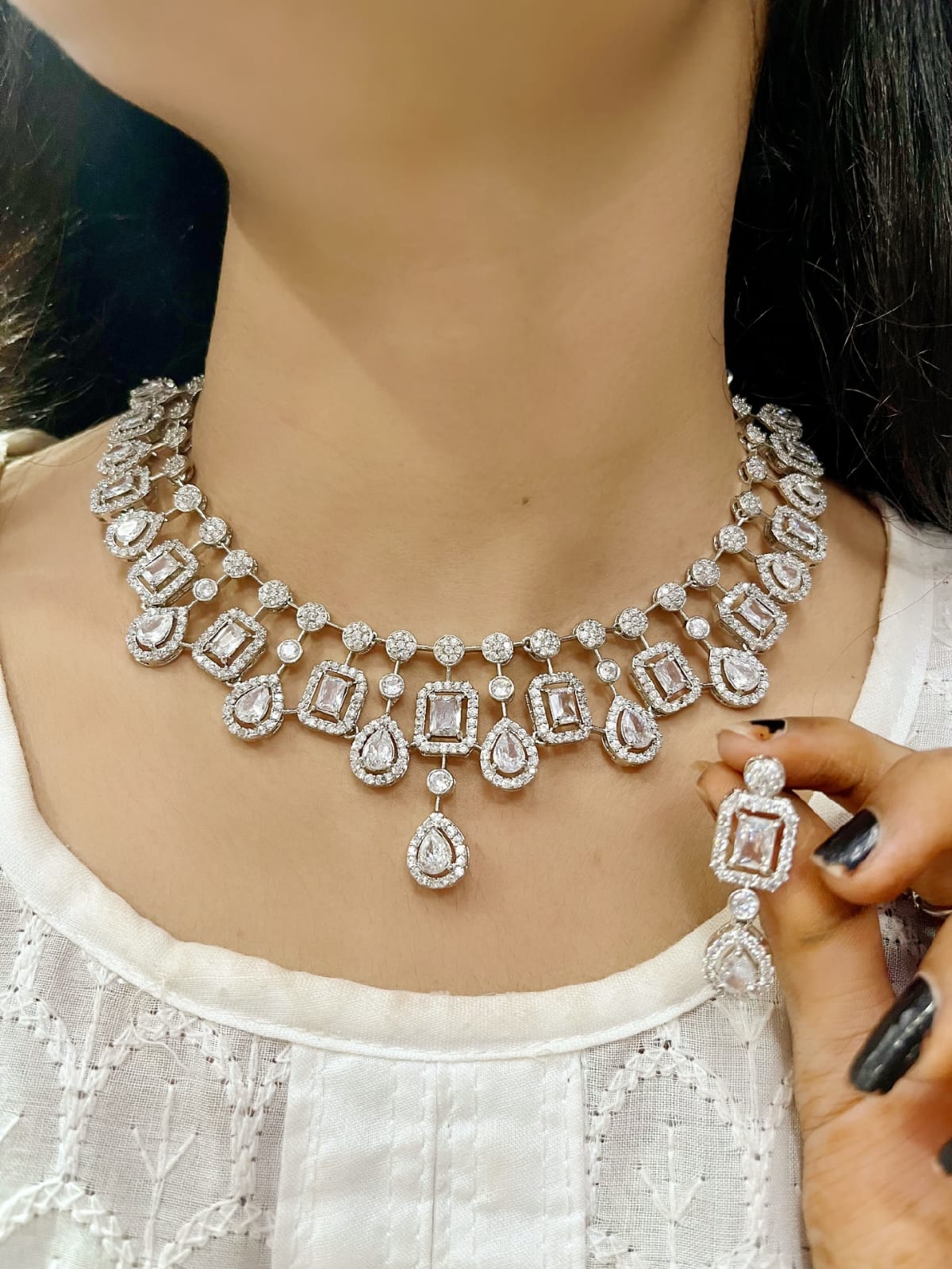 Elegant Ruby & Diamond Choker Necklace Set β Luxury Statement Jewelry - Libasaa.com