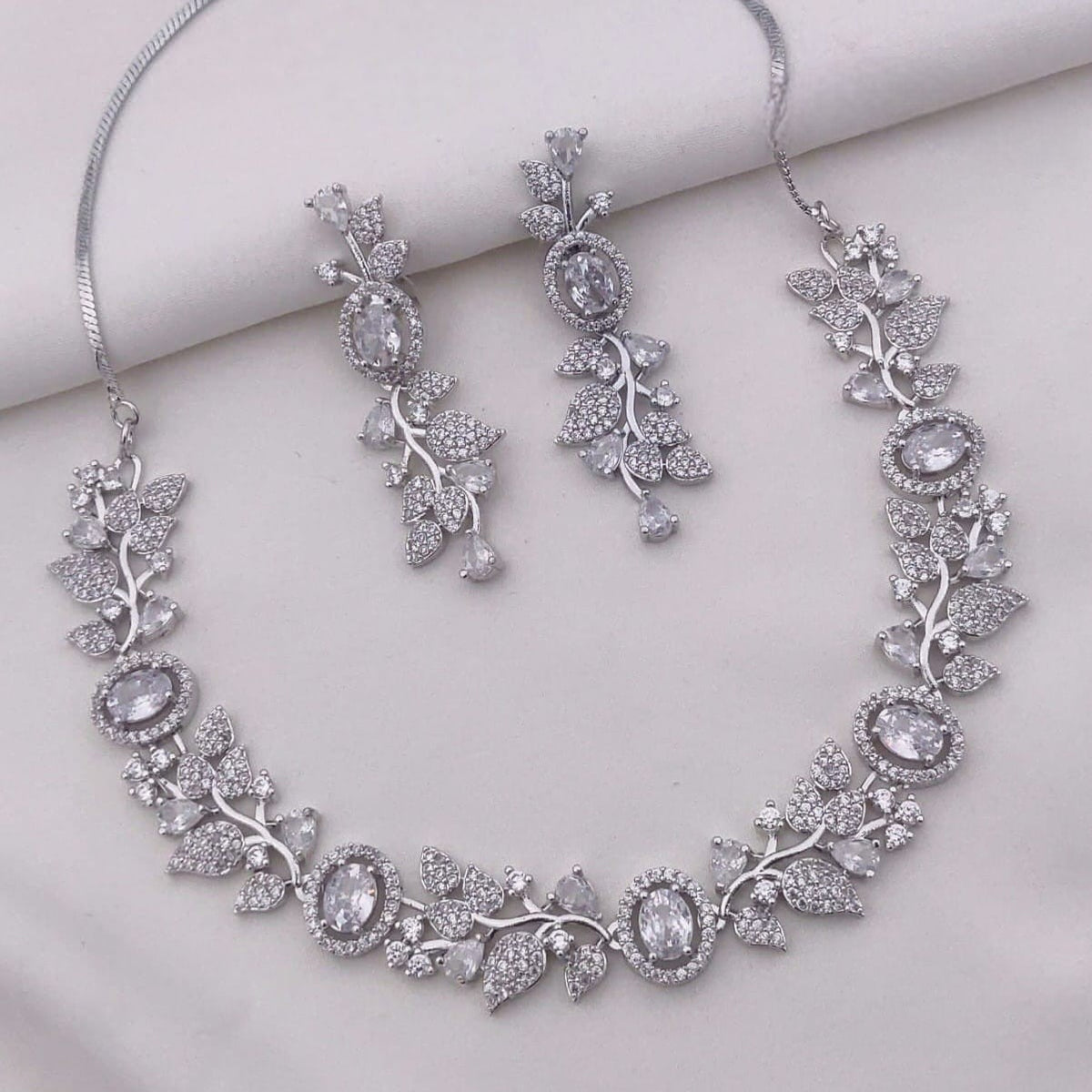Elegant Sapphire Blue Stone Necklace & Earrings Set β Bridal & Party Jewelry - Libasaa.com