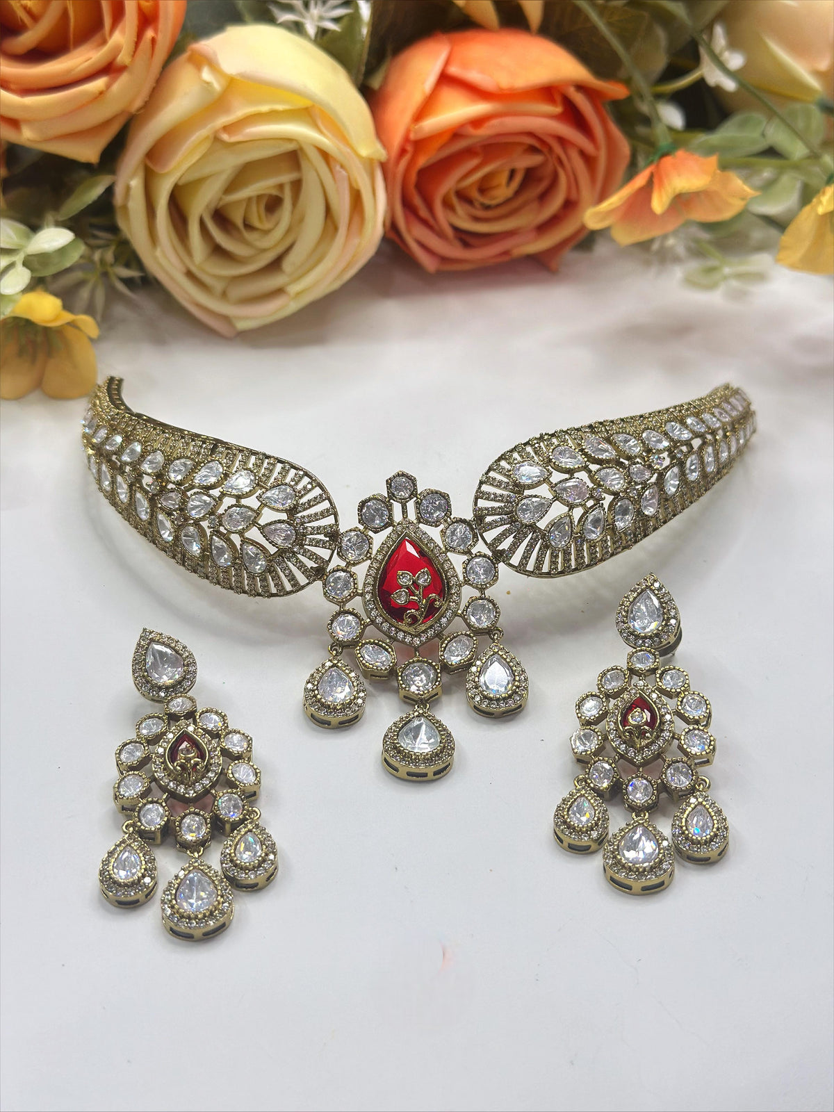 Royal Kundan Choker Necklace & Earrings Set β Bridal Wedding Jewelry - Libasaa.com