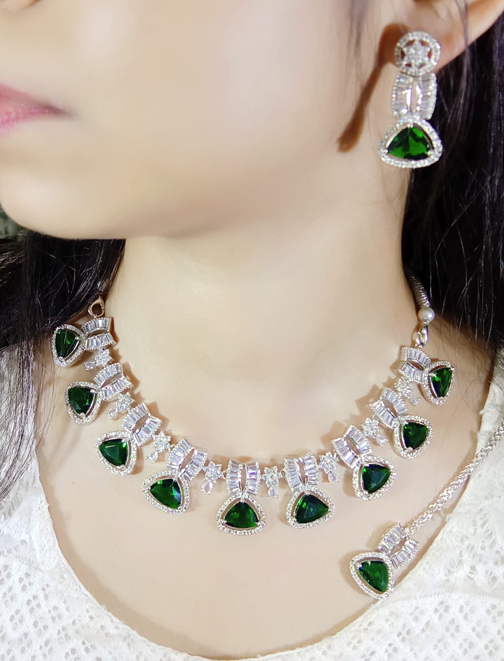 Exclusive Designer Tri-Cut Pink Stone & Zircon Necklace Set - Libasaa.com