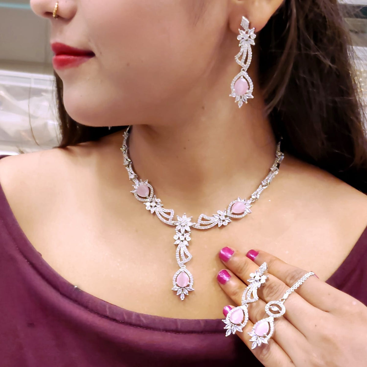 Luxurious Floral CZ & Black Teardrop Bridal/Party Jewelry Set - Libasaa.com