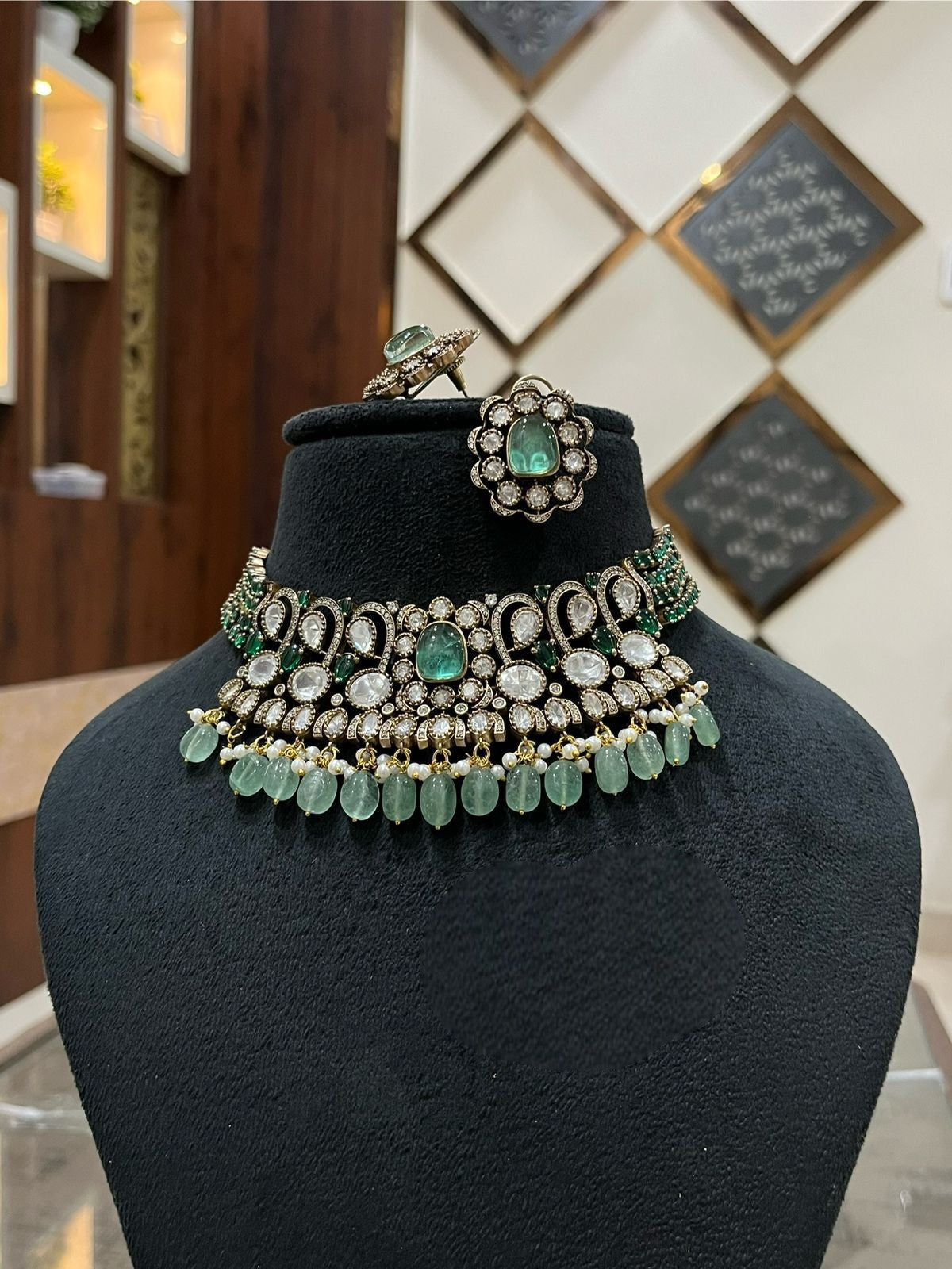 Royal Kundan Choker Necklace Set – Traditional Bridal Jewelry - Libasaa.com