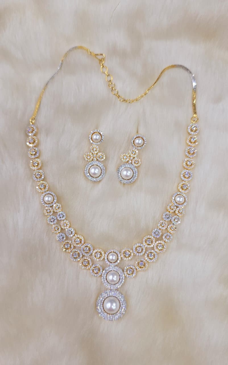 Elegant Gold-Plated Pearl and Crystal Necklace Set - Libasaa.com