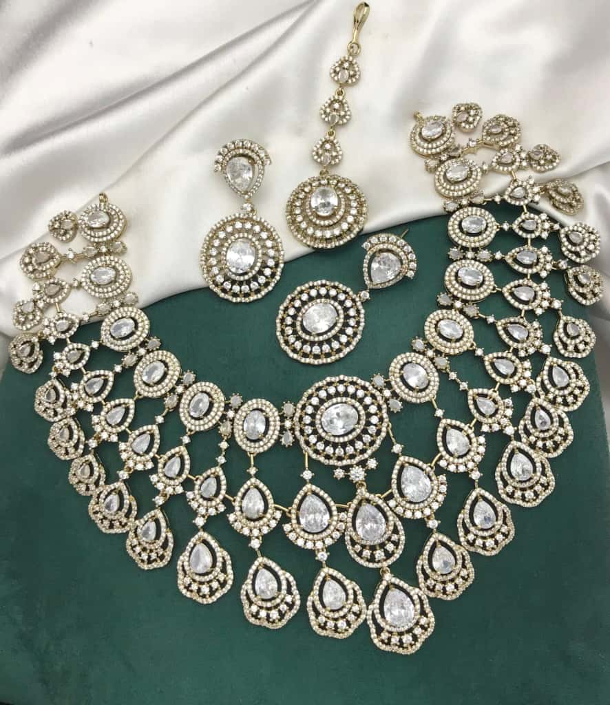 Rajkumari' Bridal Set: Pink Polki & Kundan Heritage Collection - Libasaa.com