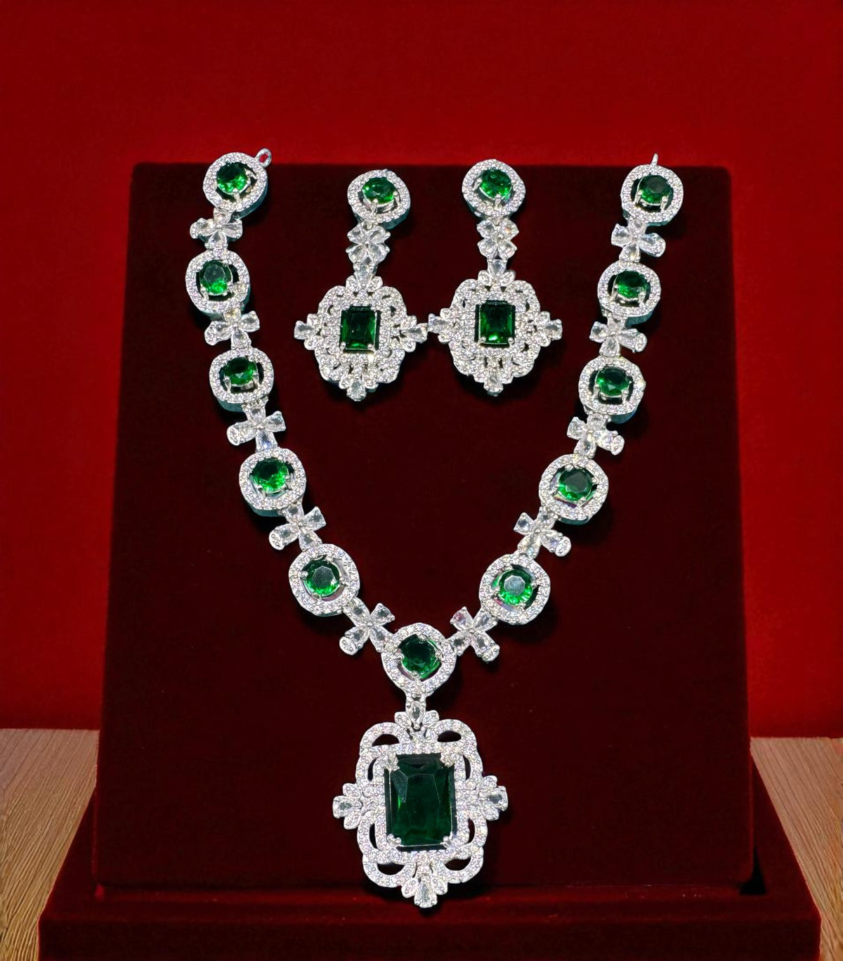 Elegant Pink Crystal & Diamond-Inspired Necklace and Earring Set Luxe Statement Jewelry - Libasaa.com