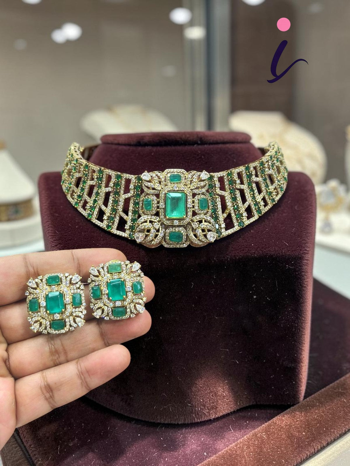 Luxury Kundan Emerald Green Choker Necklace Set for Women | Bridal Kundan Jewelry Set with Earrings | Wedding & Party Wear