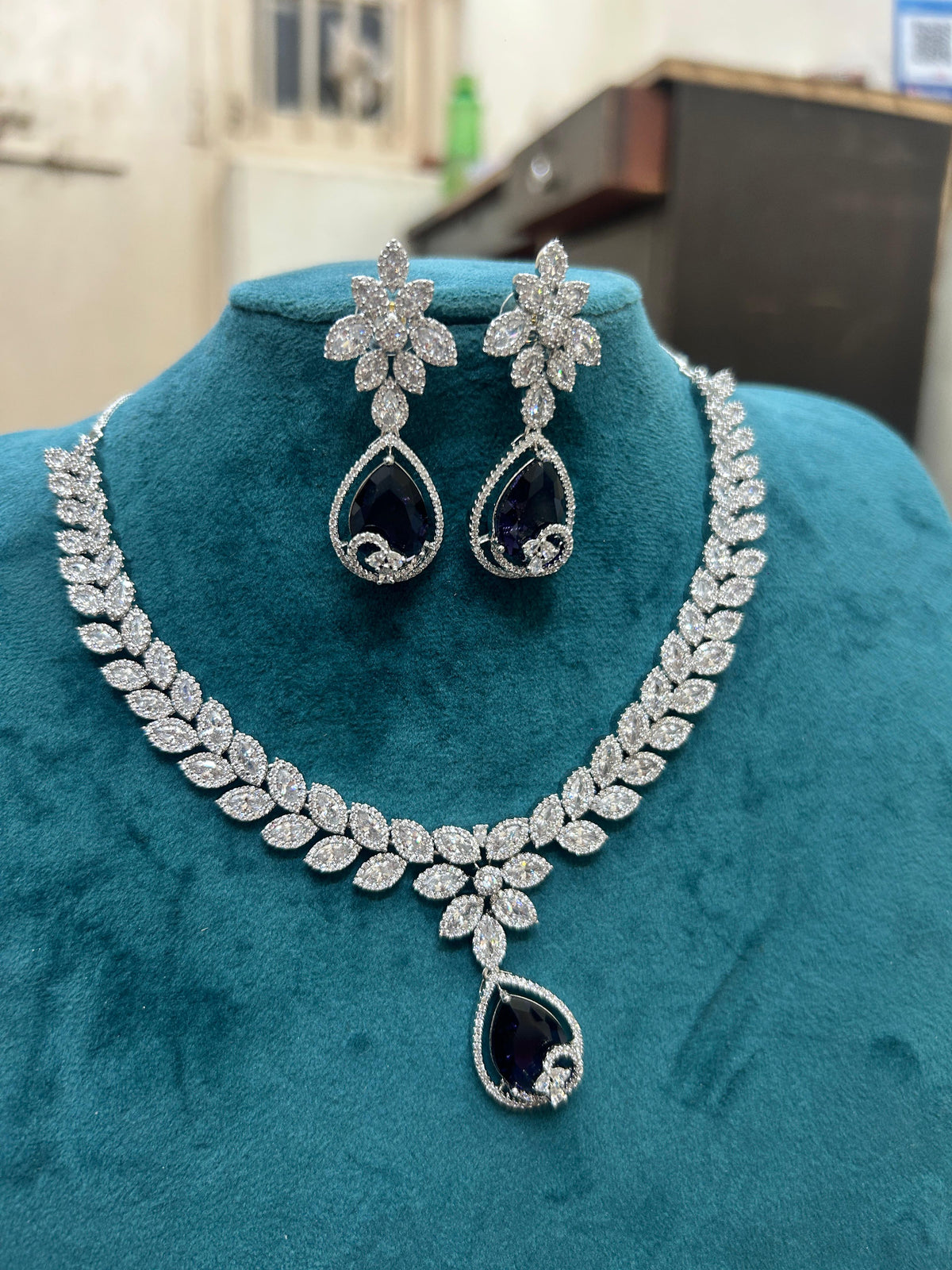 Emerald Green Teardrop CZ Necklace Set with Earrings Floral Diamond-Cut Bridal Jewelry - Libasaa.com