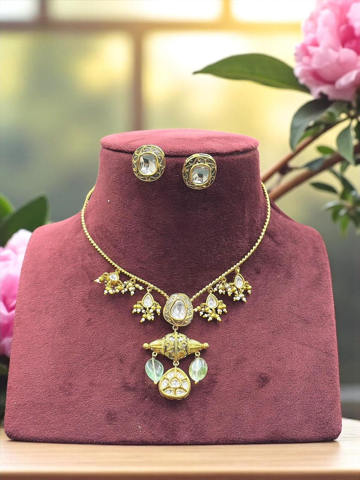 Exquisite Gold-Plated Kundan Polki Choker Necklace & Stud Earrings Set - Libasaa.com