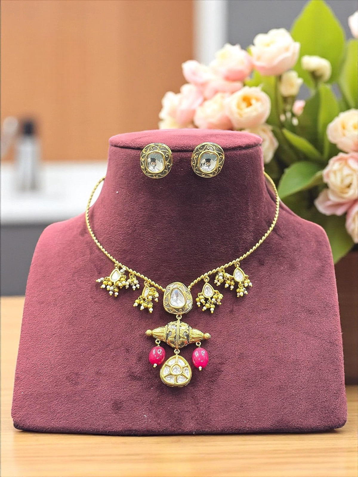 Exquisite Gold-Plated Kundan Polki Choker Necklace & Stud Earrings Set - Libasaa.com