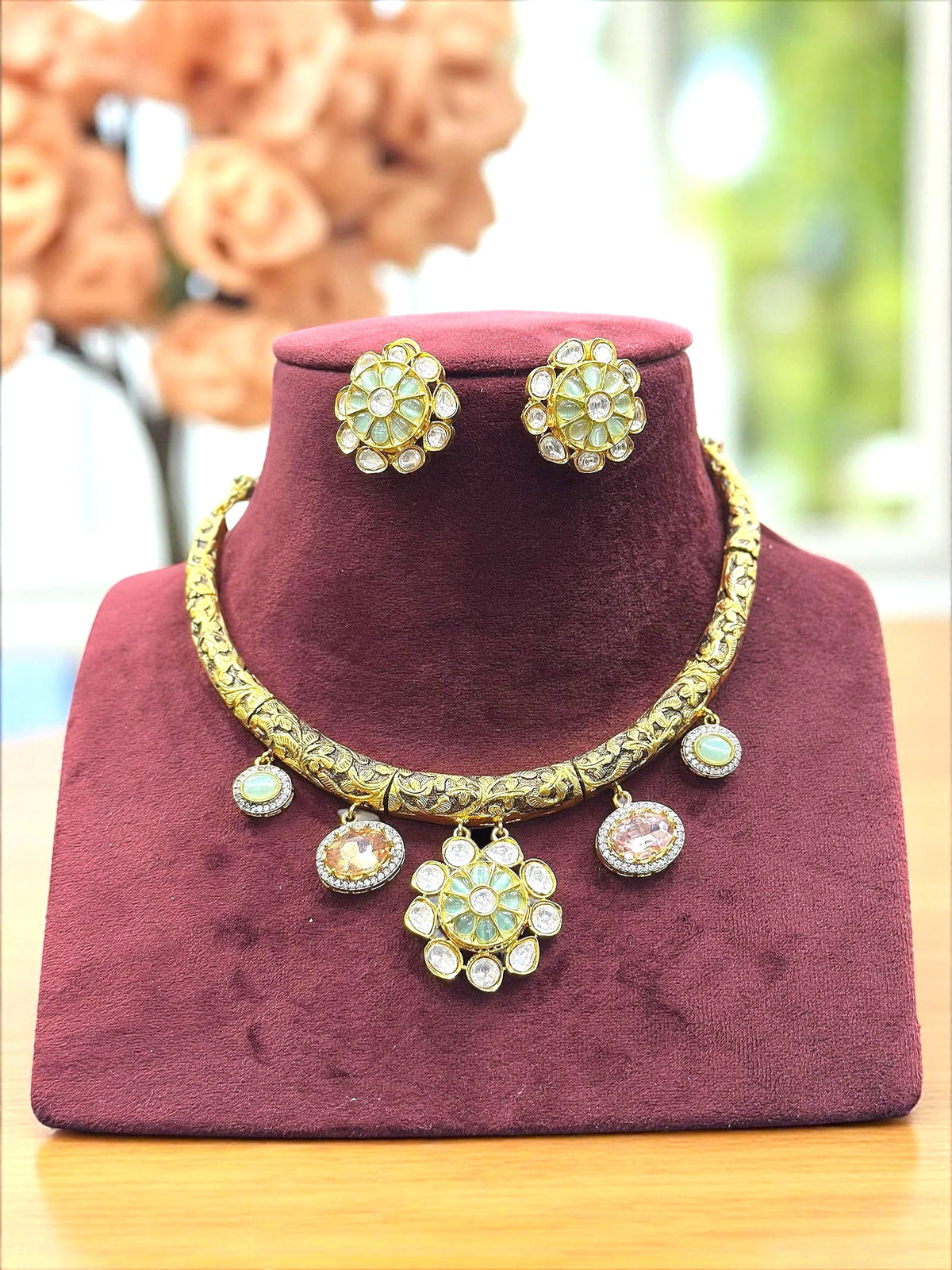 Antique Gold Floral Kundan Pendant Necklace Set with Stud Earrings Traditional Designer Jewelry - Libasaa.com