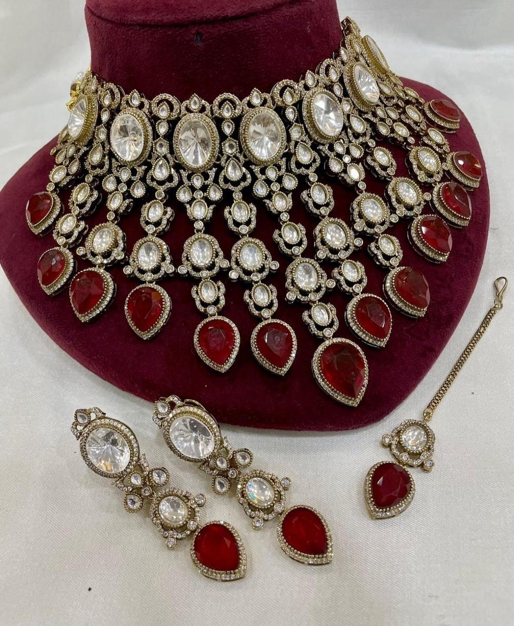 Grand Emerald Green Kundan Choker Necklace Set with Earrings & Maang Tikka Bridal Polki Jewelry - Libasaa.com