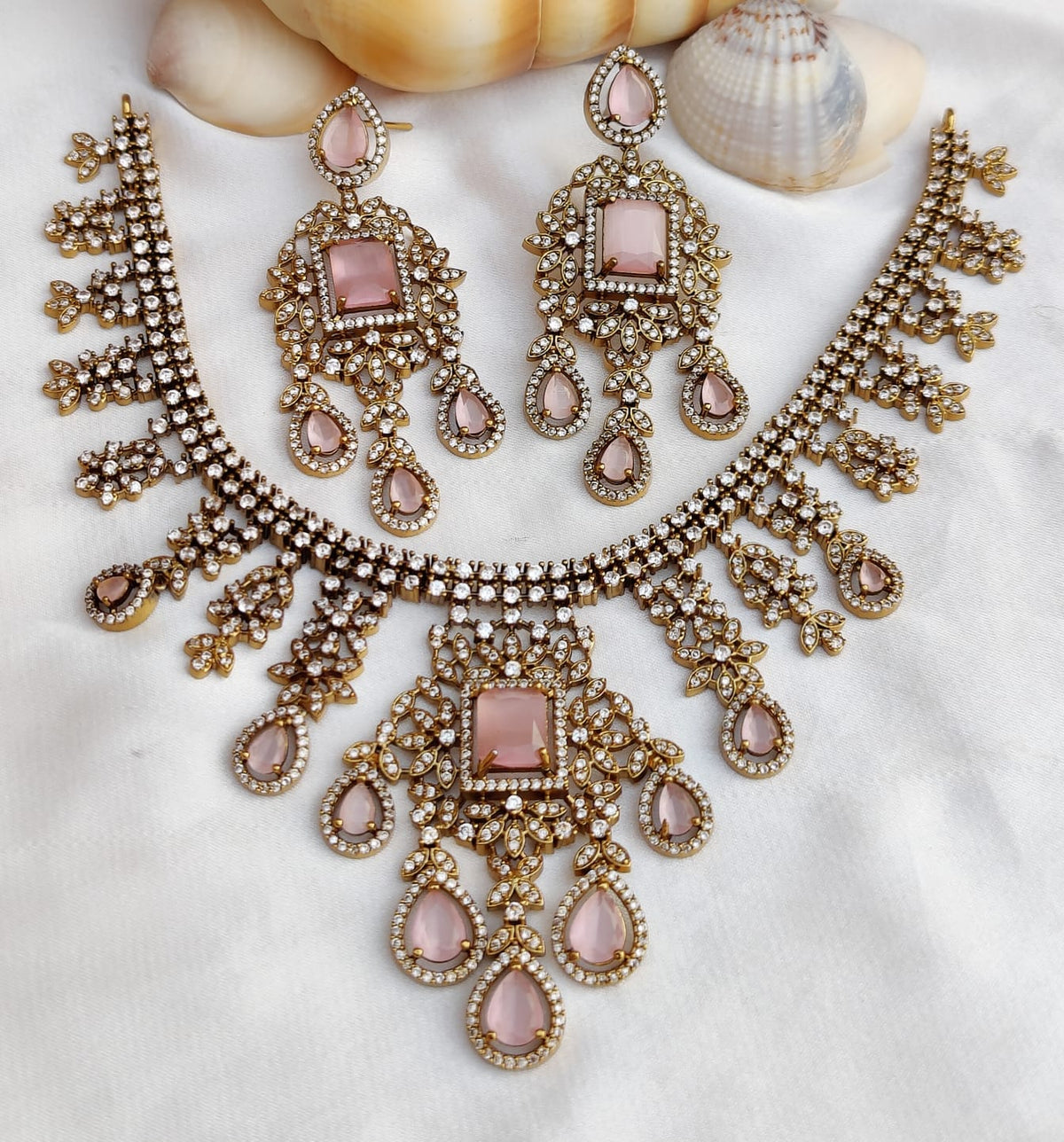 Royal Kundan Style Choker Set Polki & Emerald with Multicolor Drops - Libasaa.com