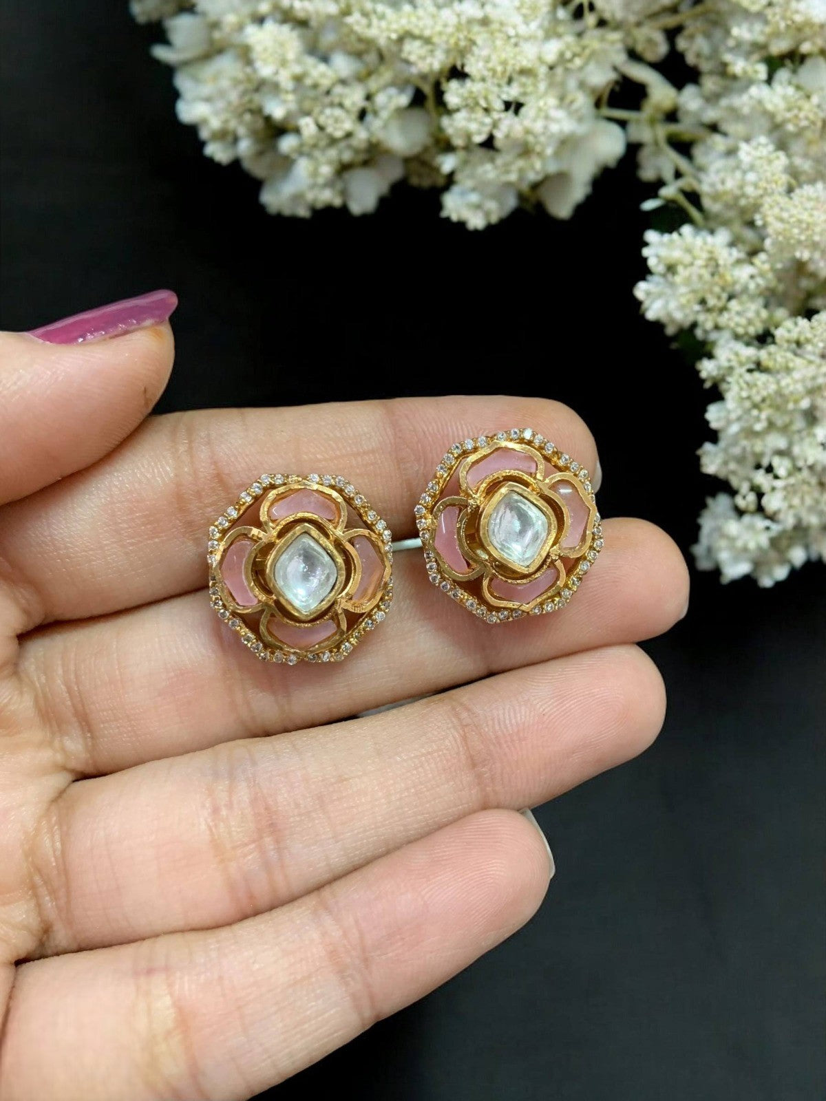 Elegant Floral Kundan Stud Earrings with Green Enamel Traditional Indian Jewelry - Libasaa.com
