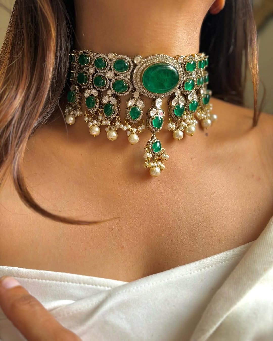 Bollywood Design Green Oval Shaped Polki Necklace Earrings For Wedding - Libasaa.com