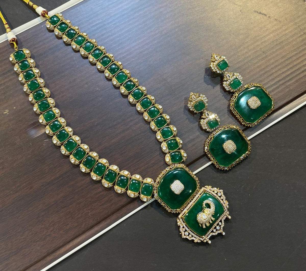 Celebrities Inspired Elephant Design Polki Necklace Earrings Set For Wedding - Libasaa.com