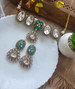 Celebrities Inspired Kundan Choker Earrings Traditional Jewelry Set - Libasaa.com