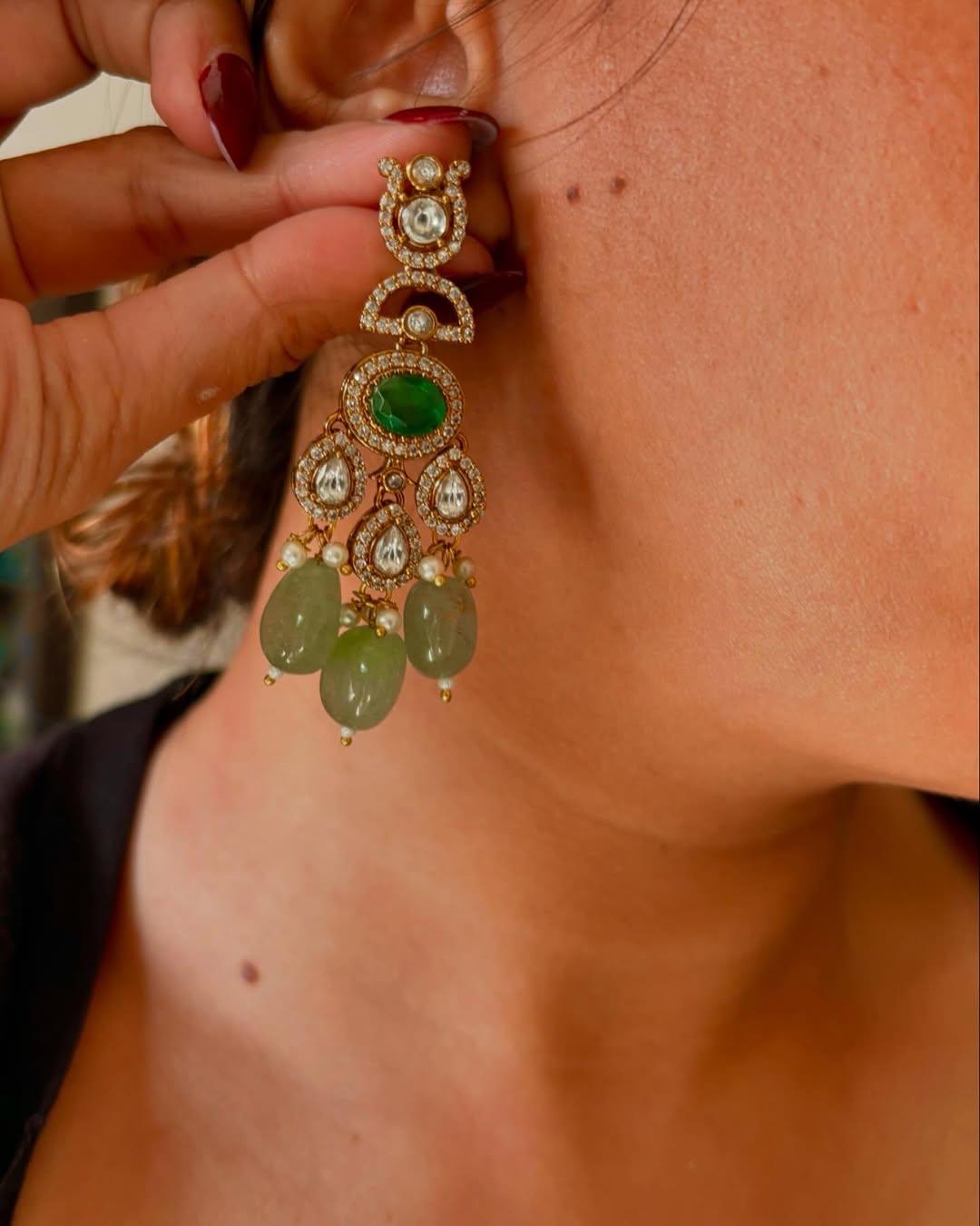 Jaipuri Kundan Choker Set β Traditional Indian Jewelry for a Royal Look | Kundan Jewelry | Indian Jewelry | Pakistani Necklace Set | - Libasaa.com