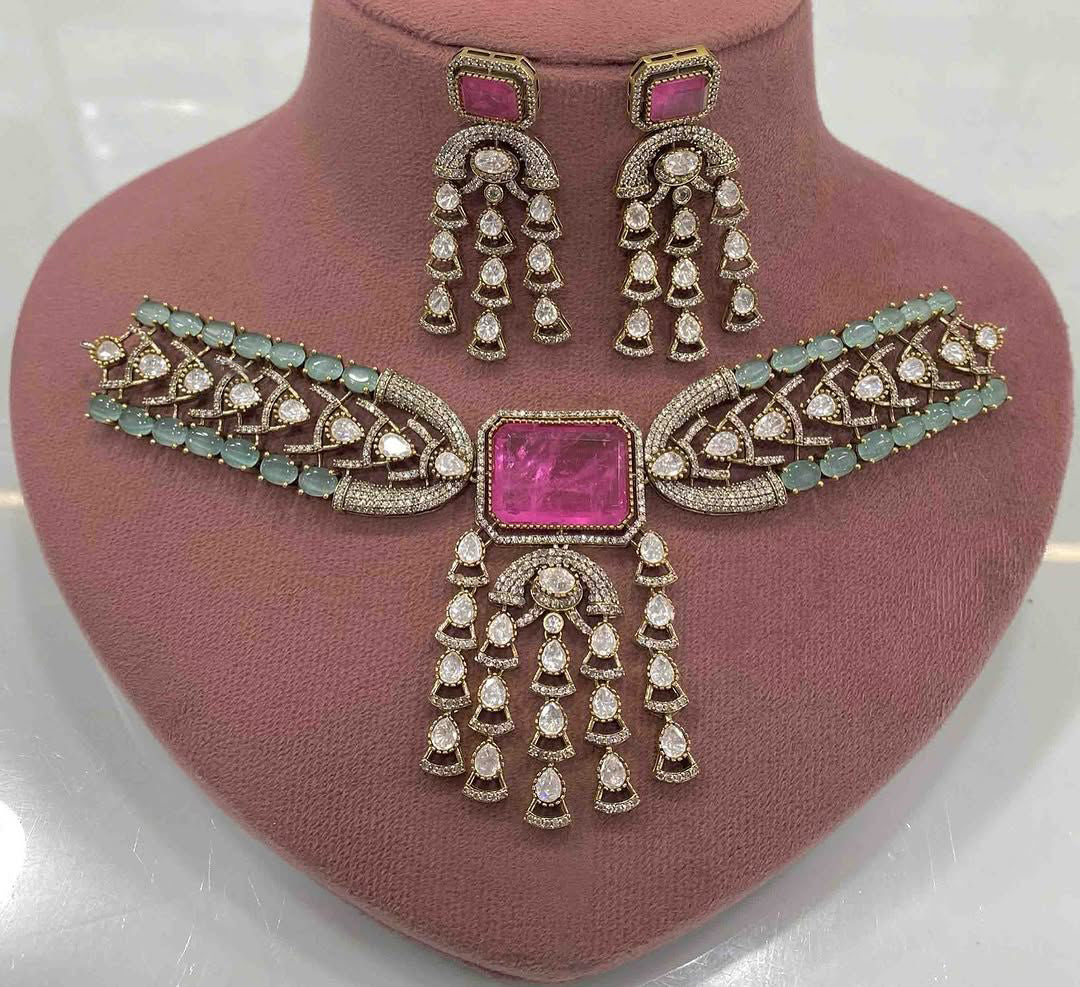 Punjabi Ethnic Kundan Choker Earrings Set for Weddings | Kundan Jewelry | Indian Jewelry | Pakistani Jewelry | Traditional Jewelry - Libasaa.com