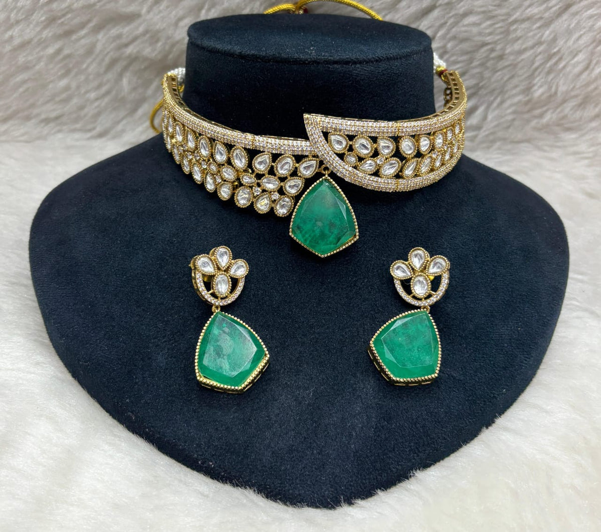 Sabyasachi Royal kundan polki choker earrings set for wedding | Kundan Jewelry | AD Jewelry | Indian Jewelry - Libasaa.com
