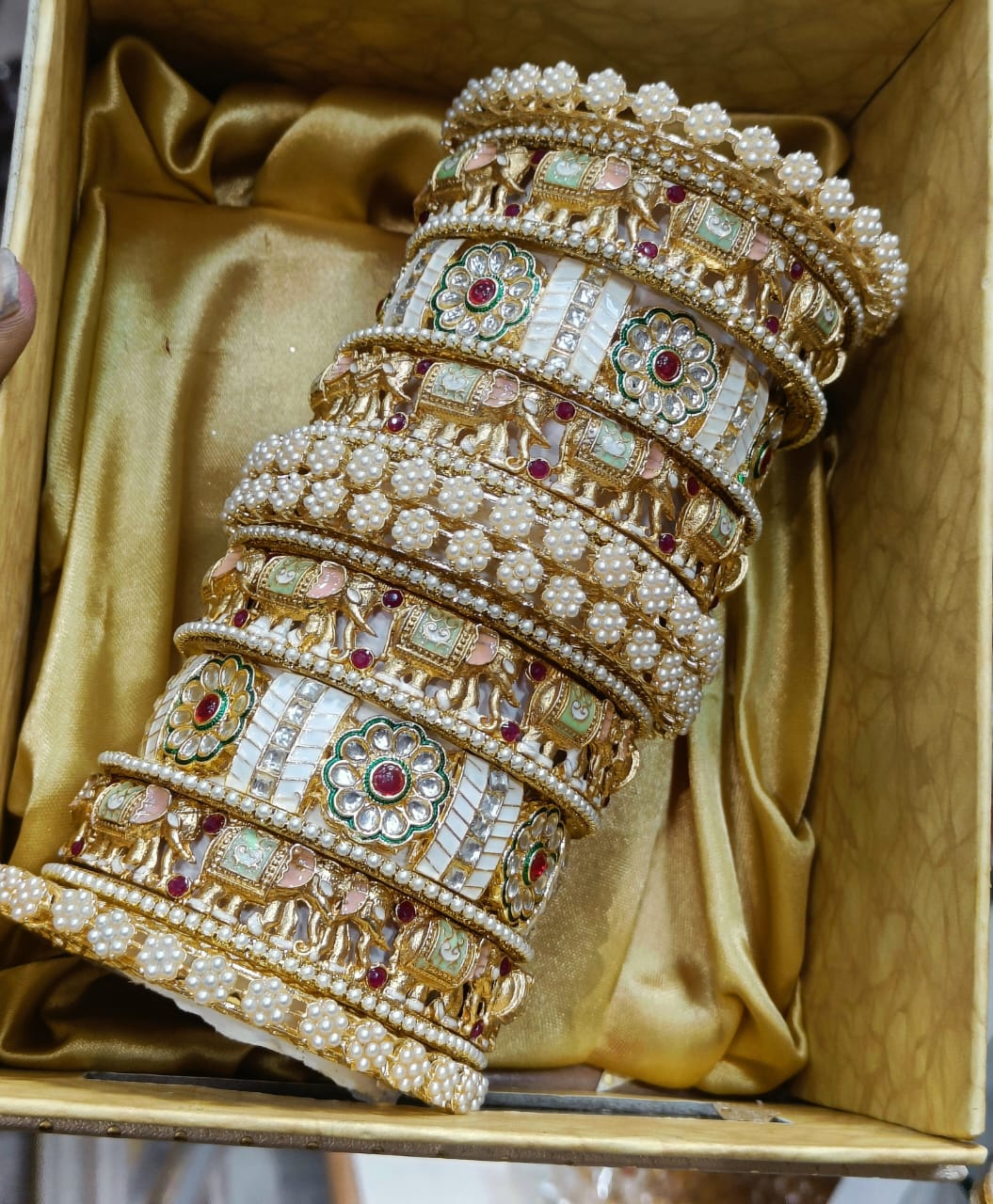 Indian Traditional Floral Kundan Work Bangle Chura Set - Libasaa.com