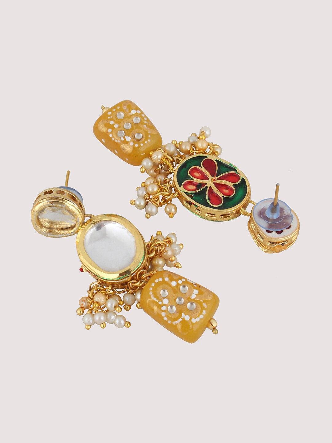 White & Yellow Gold-plated Kundan-Studded & Beaded Jewellery Set - Libasaa