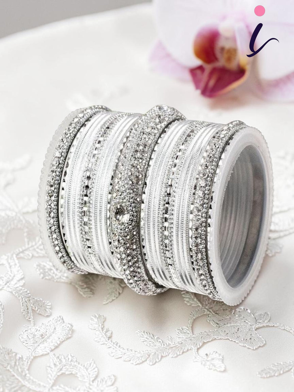 Shining Metal Lac Bangle Set, Traditional Indian Bridal Bangles, Designer Ethnic Wedding Jewelry for Women