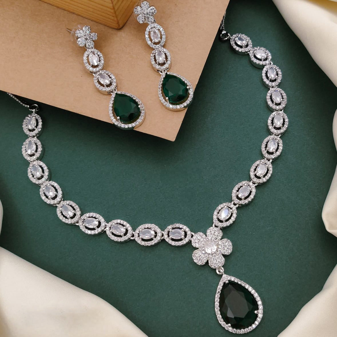 TearDrop American Diamond Kundan Necklace Earrings Set | Kundan Jewelry | Indian Jewelry | Pakistani Necklace Set | Traditional Jewelry | Polki Necklace - Libasaa.com