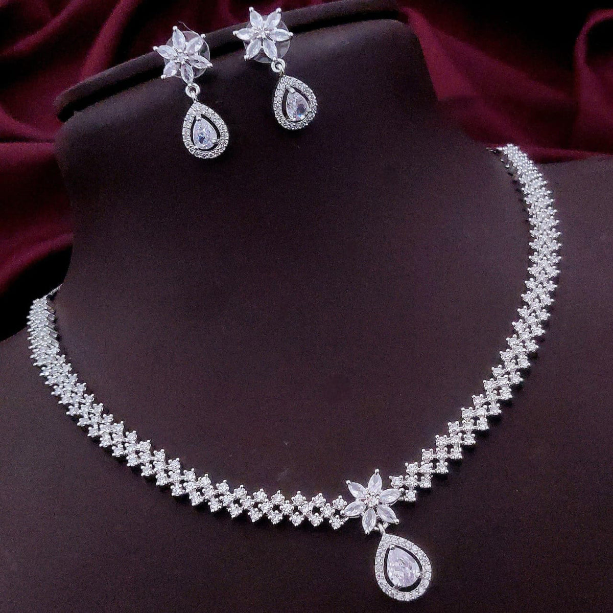 Pakistani Floral AD Kundan Choker Earrings Set | Kundan Jewelry | AD Jewelry | Pakistani Choker Set | Traditional Jewelry - Libasaa.com