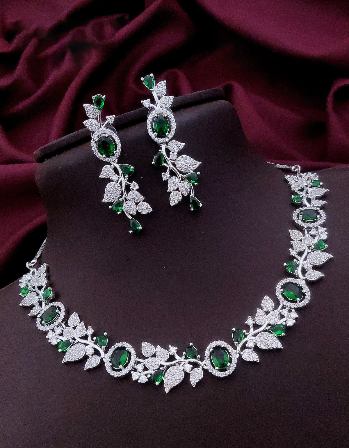 Indian Flower Design Kundan AD Choker Earrings Set | Kundan Jewelry | AD Jewelry | Pakistani Choker Set | Traditional Jewelry - Libasaa.com