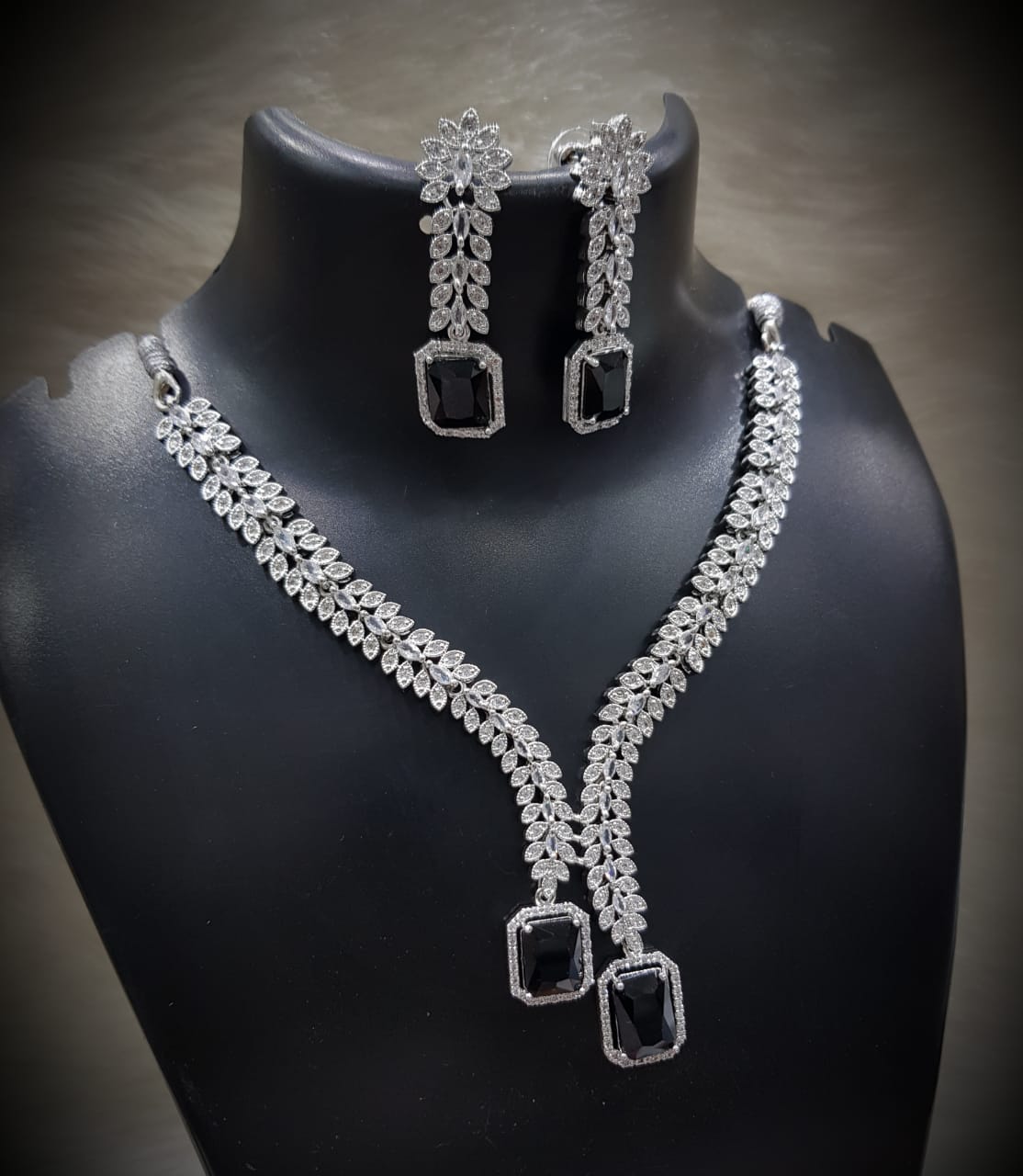 Flower Design Silver Finish CZ Choker Earrings Set - AD Kundan Choker Indian Jewelry - Libasaa.com