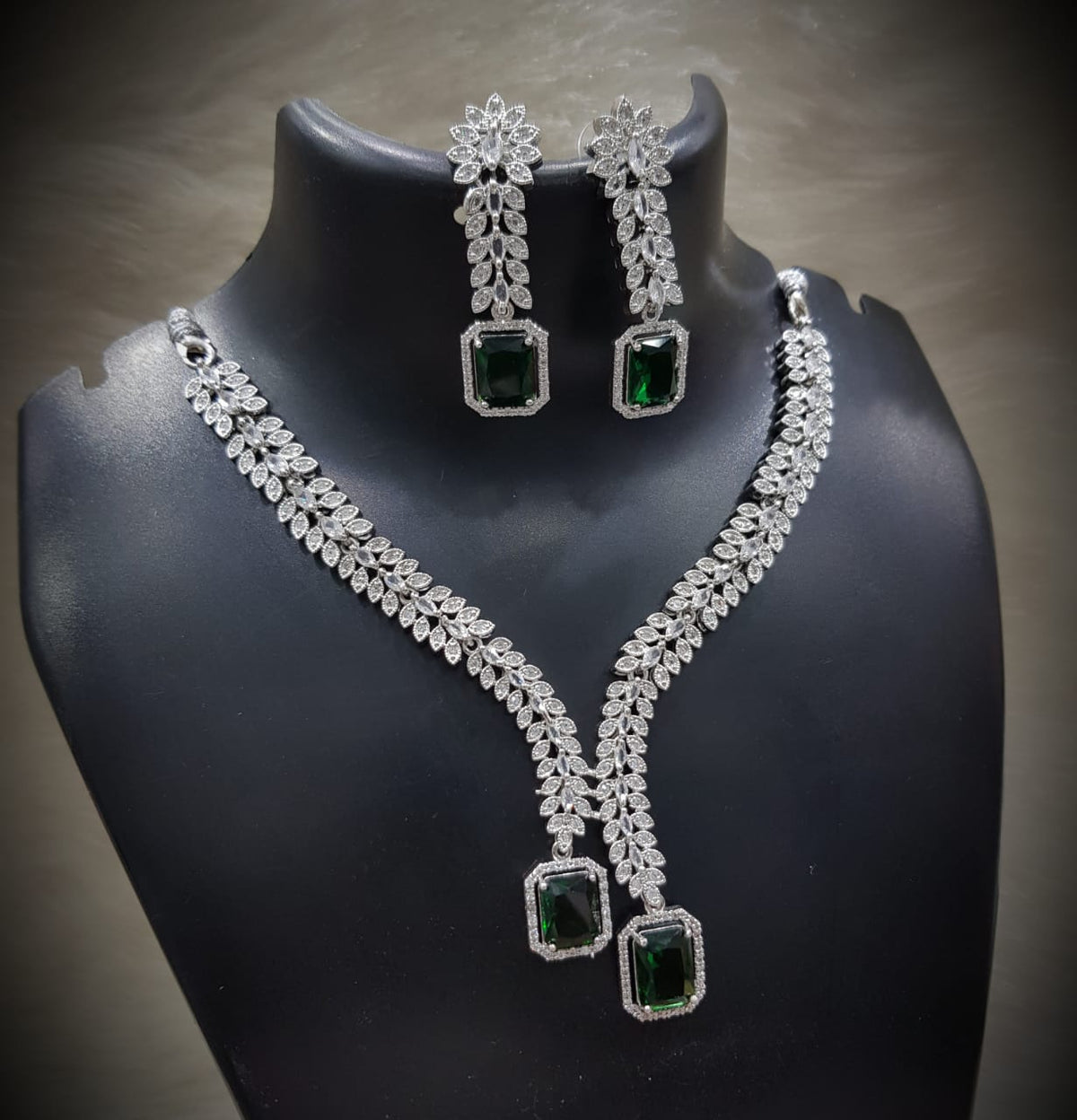 Flower Design Silver Finish CZ Choker Earrings Set - AD Kundan Choker Indian Jewelry - Libasaa.com