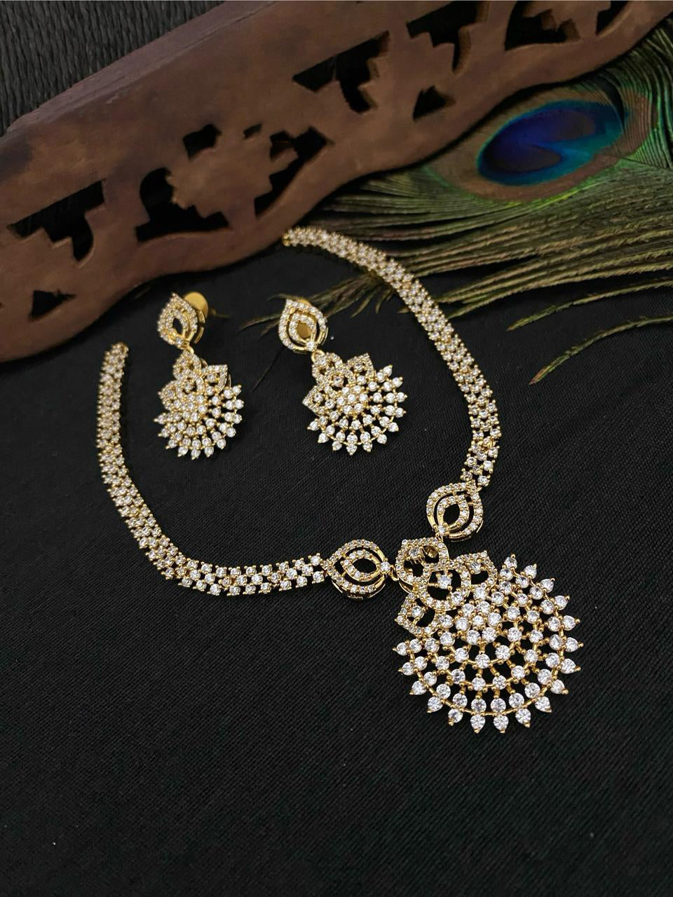 Jaipuri Traditional Kundan Necklace Earring Set For Wedding - Libasaa.com