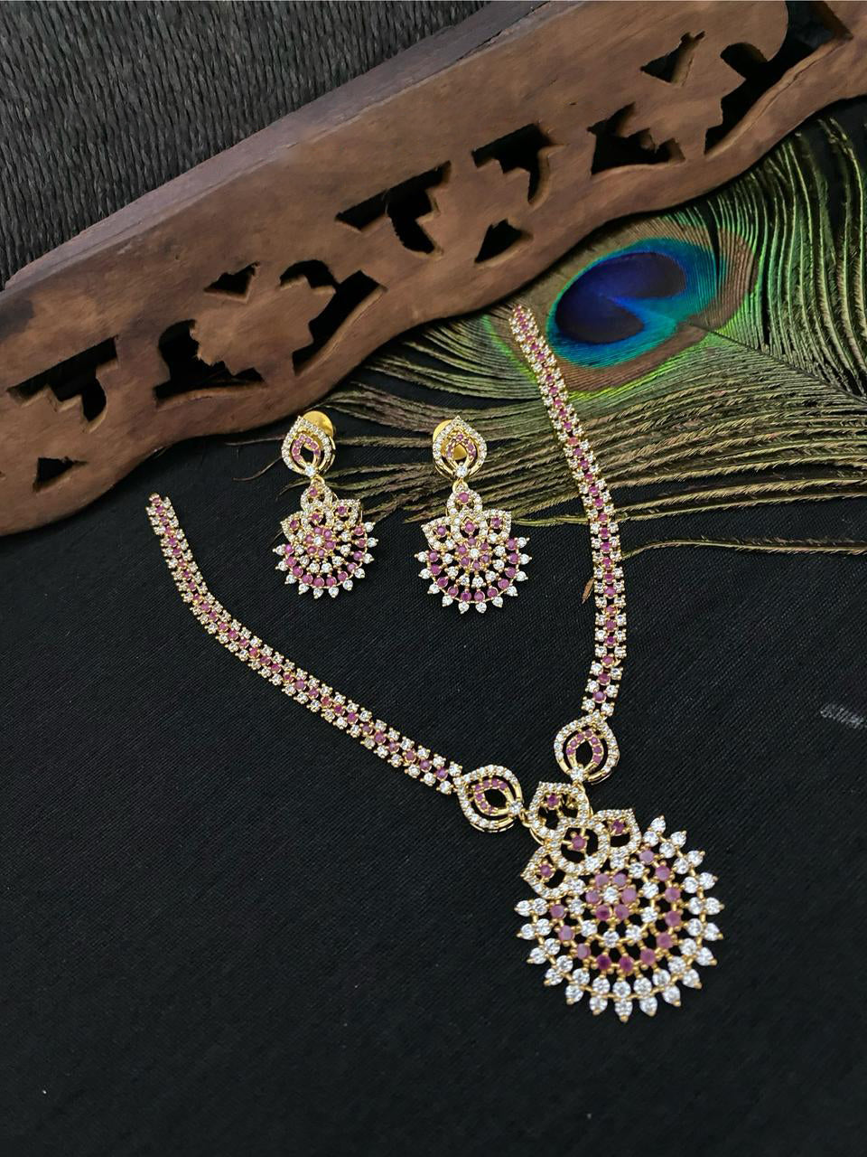 Jaipuri Traditional Kundan Necklace Earring Set For Wedding - Libasaa.com