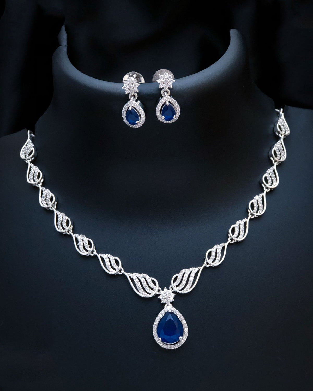 Stylish American Diamond Statement Silver Plated Necklace Earring Set - Libasaa.com