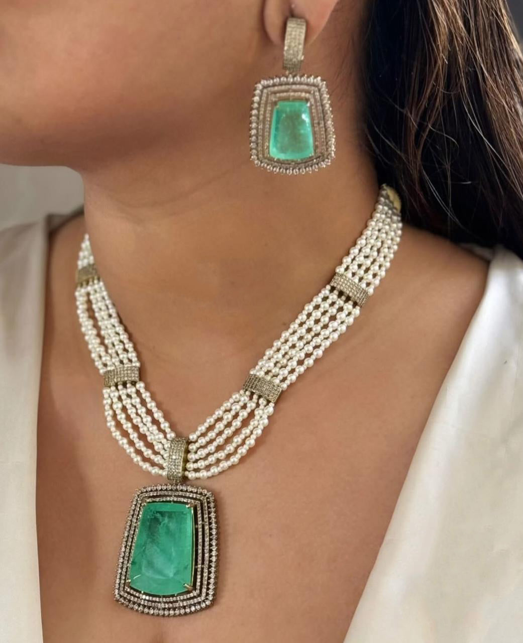Emerald Green Bollywood Inspired Polki Necklace Earring Set For Wedding - Libasaa.com