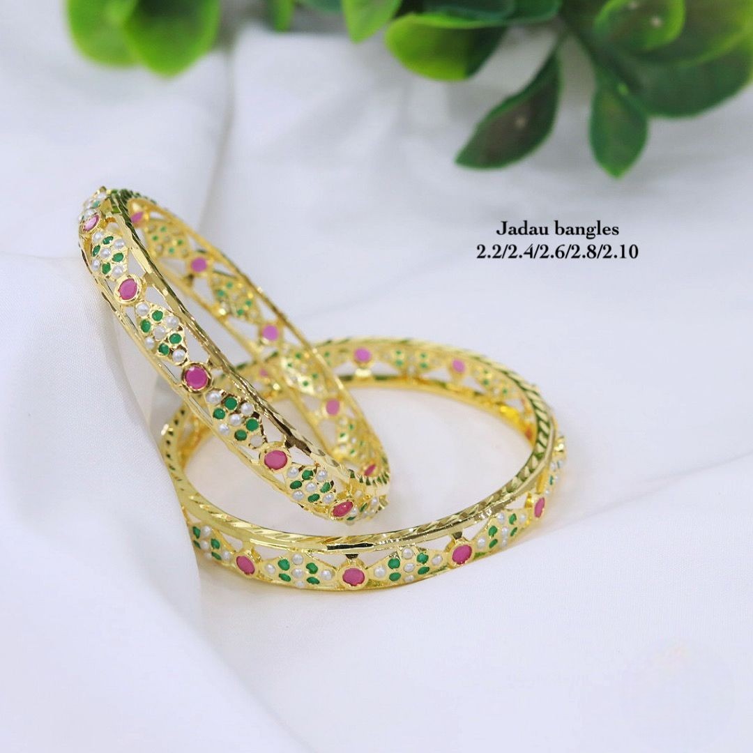 Jadau Gold Plated Kada Bangles Set for Women – Traditional Pearl Studded Bridal Chooda, Wedding & Festive Jewellery
