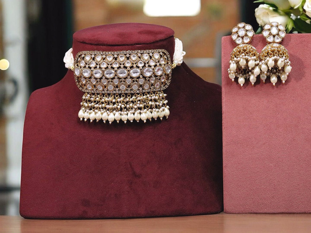 Pakistani White Traditional Kundan Choker With Jhumki For Wedding - Libasaa.com