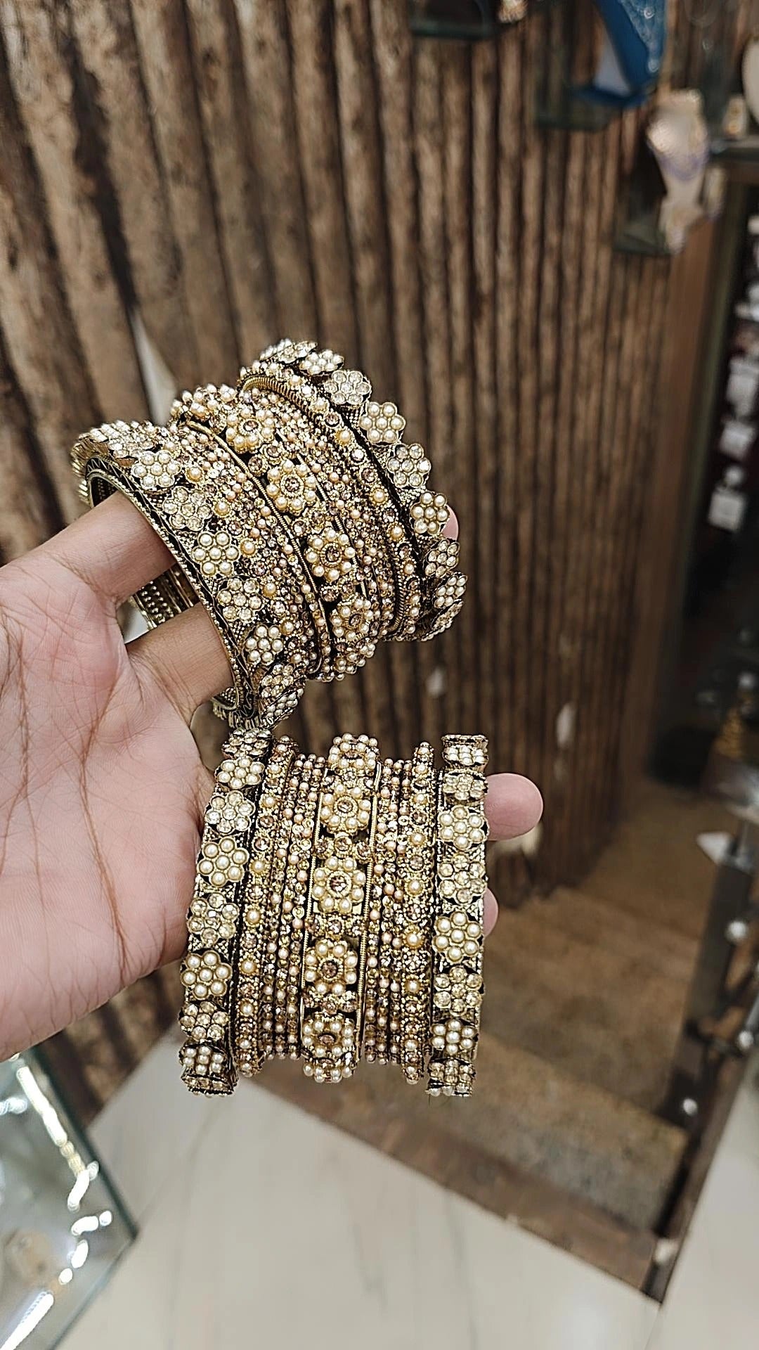 Indian Flower Design Golden Bangle Chura Set For Women - Libasaa.com