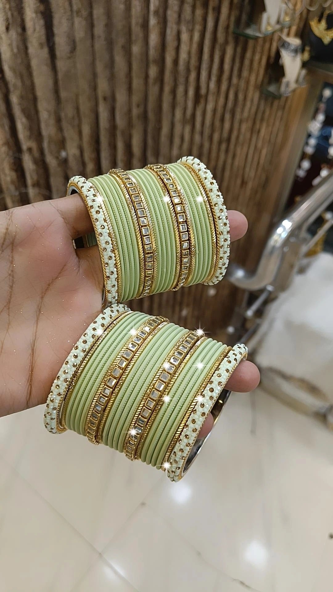 Elegant Bridal Stone Work Bangle Chura Set Set For Wedding - Libasaa.com