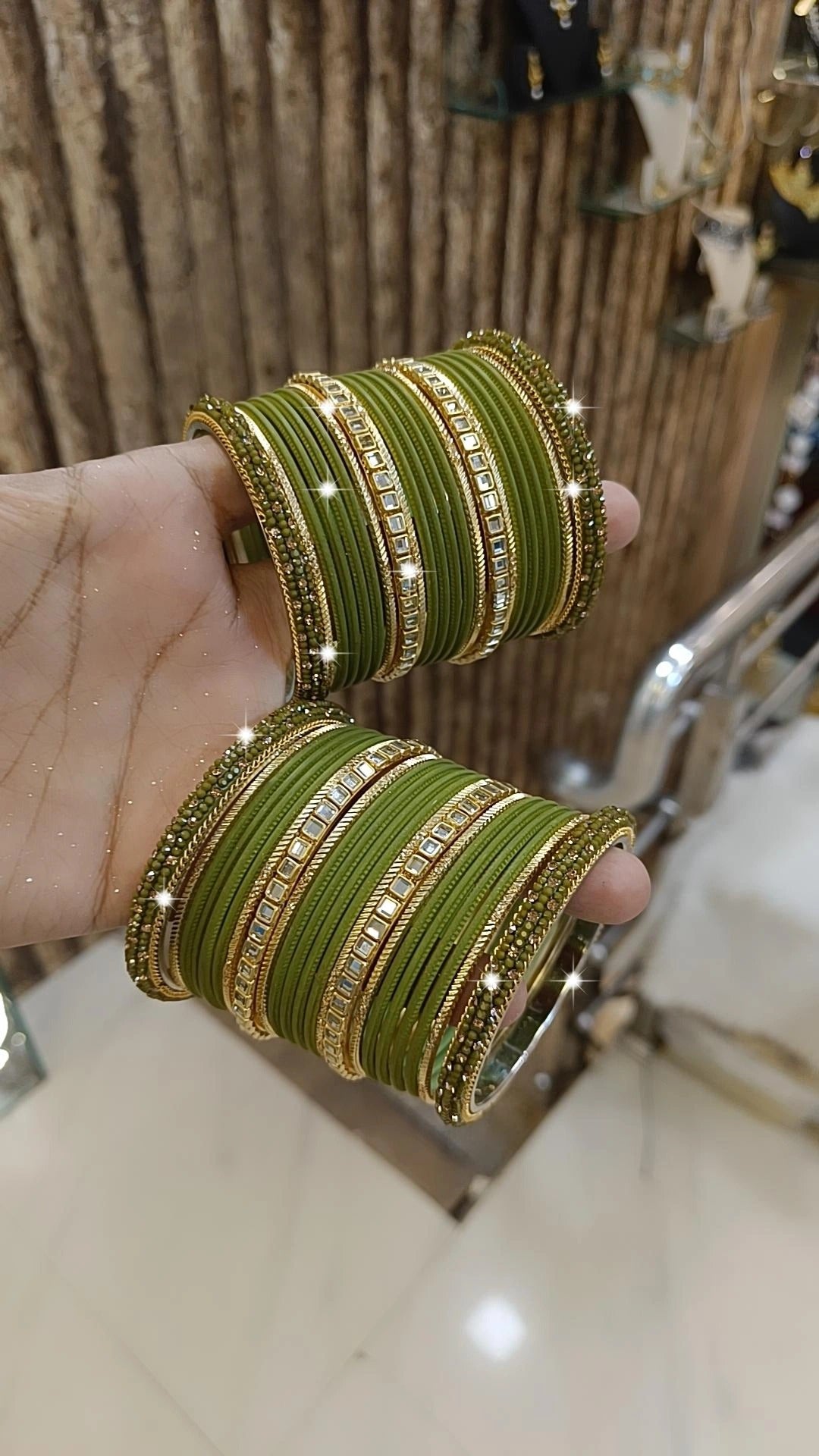 Elegant Bridal Stone Work Bangle Chura Set Set For Wedding - Libasaa.com