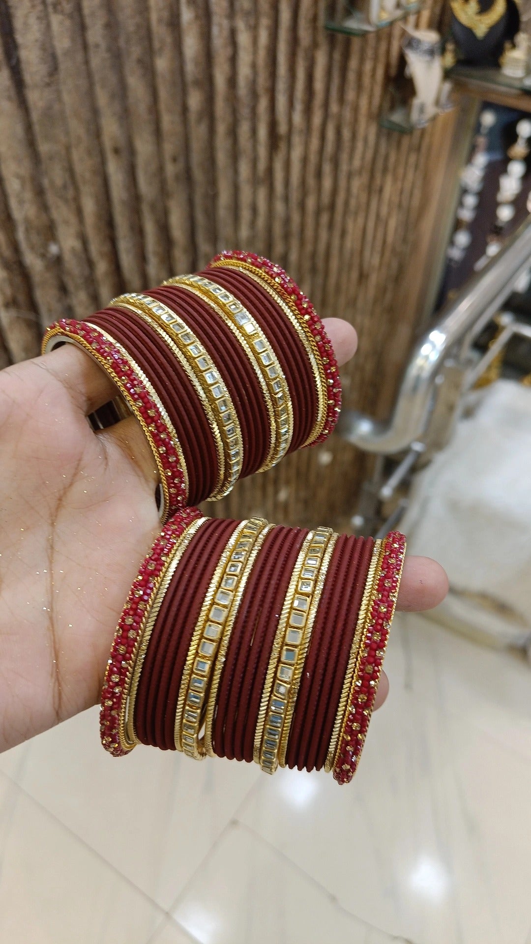 Elegant Bridal Stone Work Bangle Chura Set Set For Wedding - Libasaa.com
