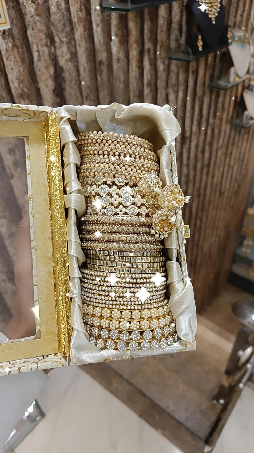 Beautiful Combo Box with Transparent Roll Bangle Boxes Moti & Kundan Collection - Libasaa.com