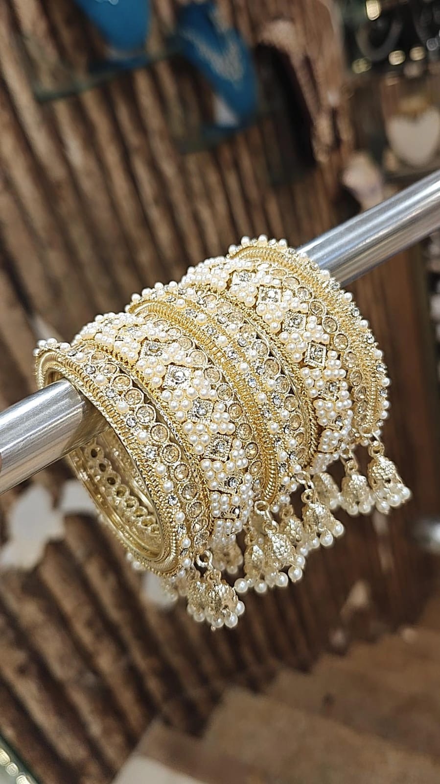 Indian Bridal Kundan Stone Work Bangle Chura Set For Women - Libasaa.com