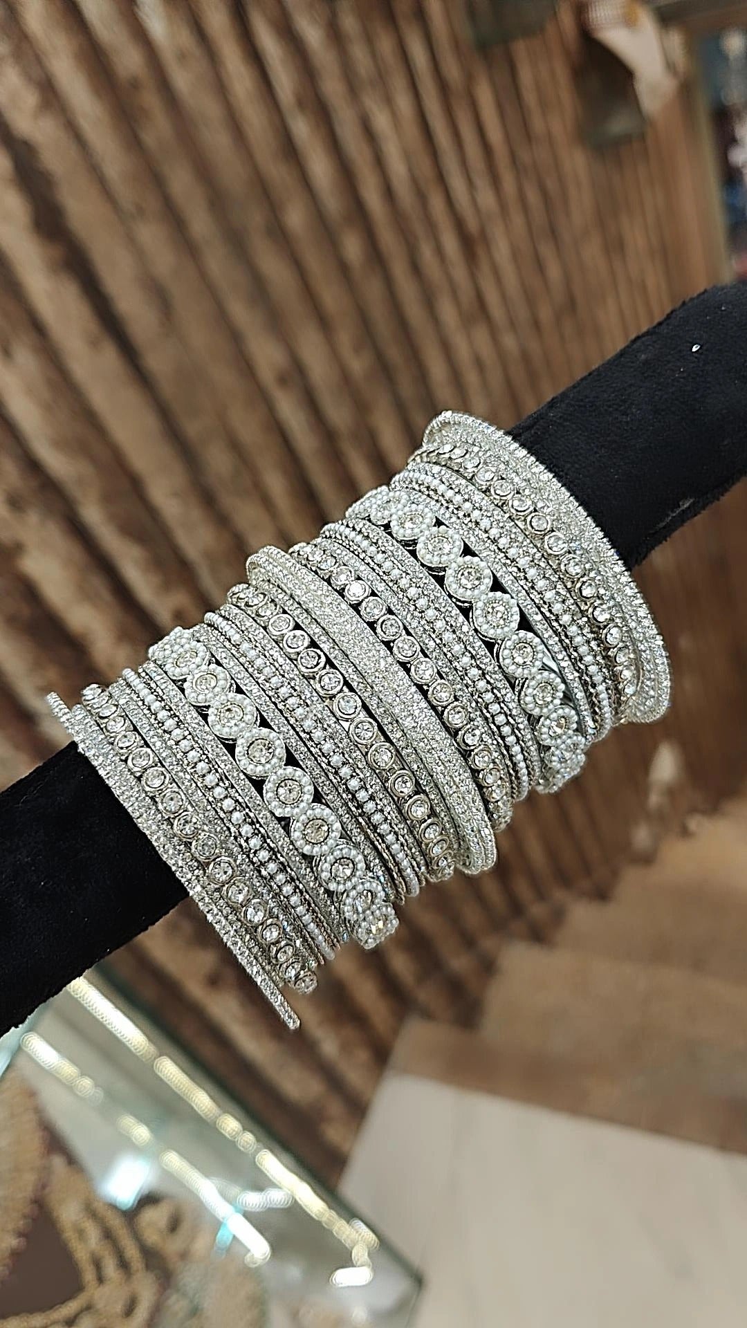 Silver Stone Work Bangle Set | Pakistani Bangle Set | Pakistani Jewelry | Traditional Jewelry - Libasaa.com