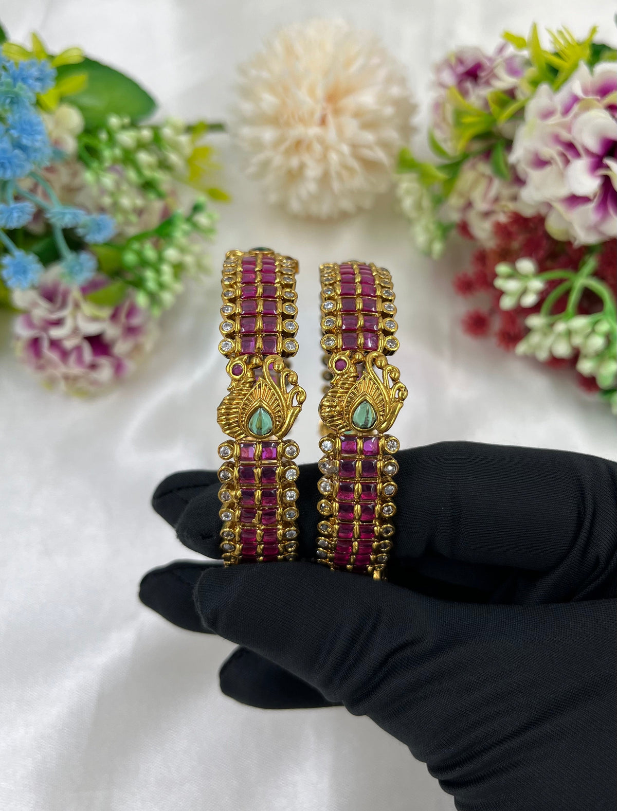 Temple Premium Gold Plated Bangles β Traditional South Indian Jewelry - Libasaa.com