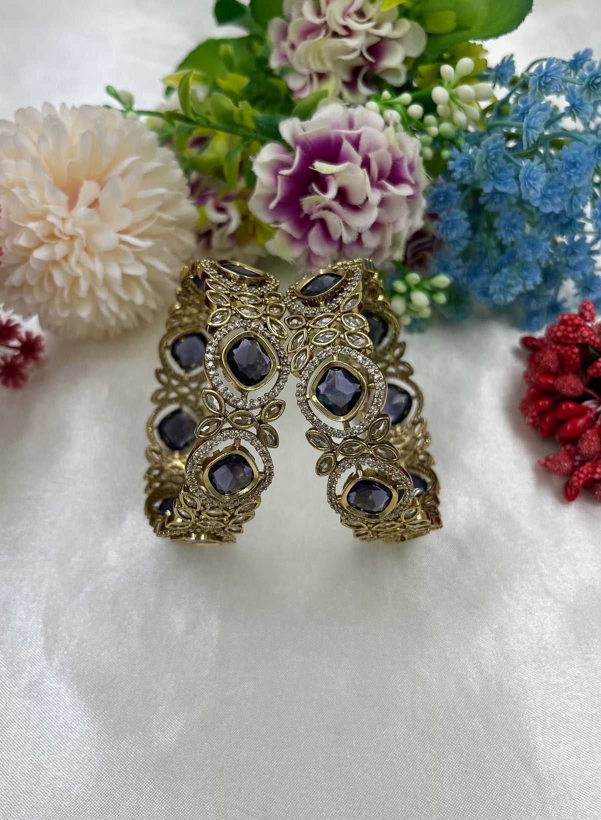 Premium Victorian Bangles Kada β Traditional American Diamond Jewelry - Libasaa.com