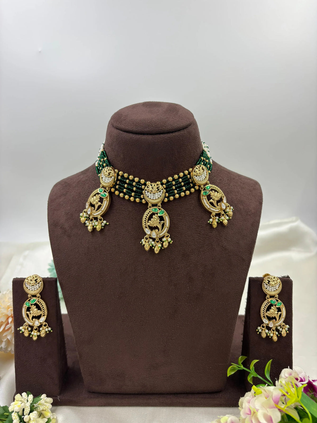 Premium Antique Gold Necklace Set – Traditional Bridal & Party Jewelry - Libasaa.com